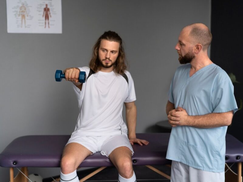 Best Physiotherapy Exercises For Shoulder Injury Recovery & Pain Relief